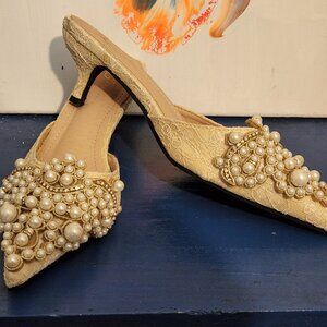 NEW women's 7.5|38 VITA GRACE cream leather & lace pearl mule kitten heeled shoe